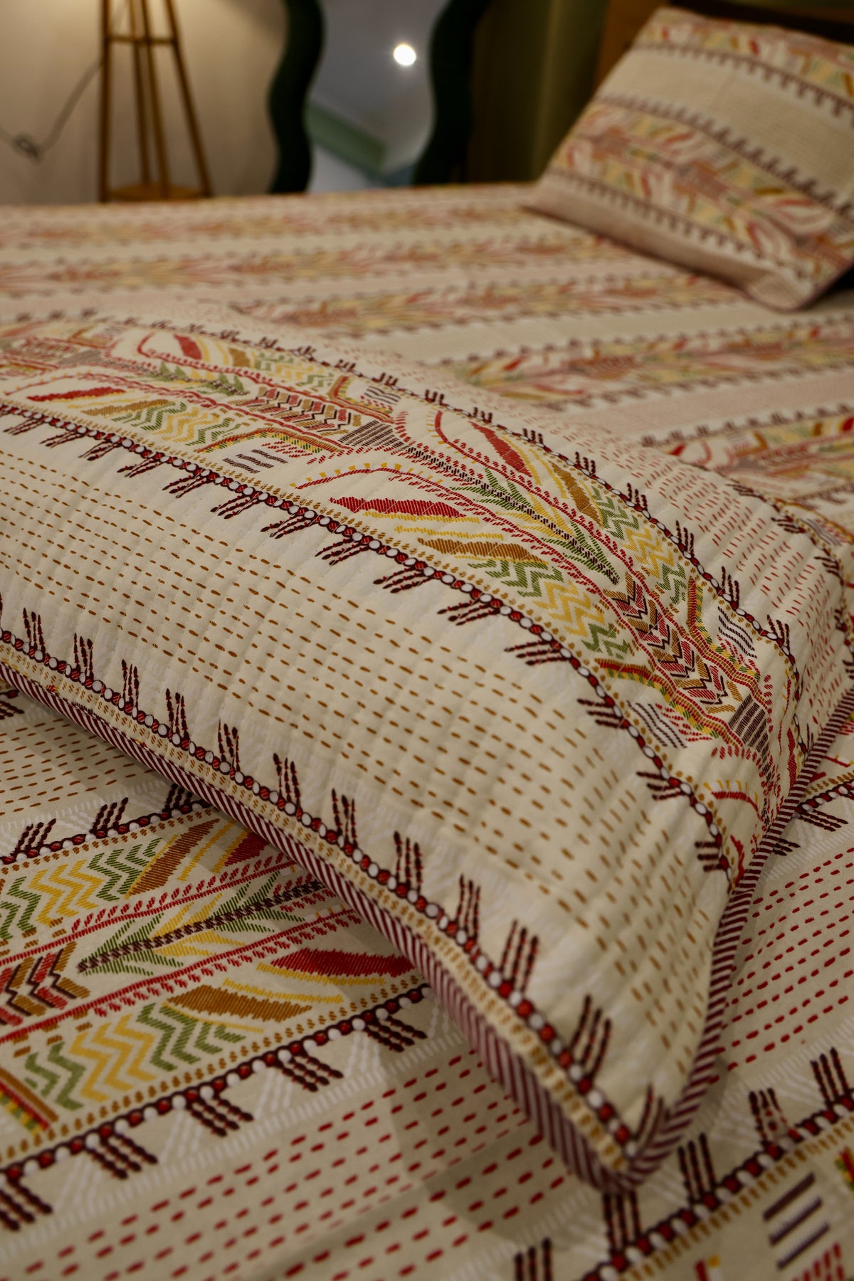 Sanganeri Block Print Cotton Bedsheet - Ivory Floral Vase