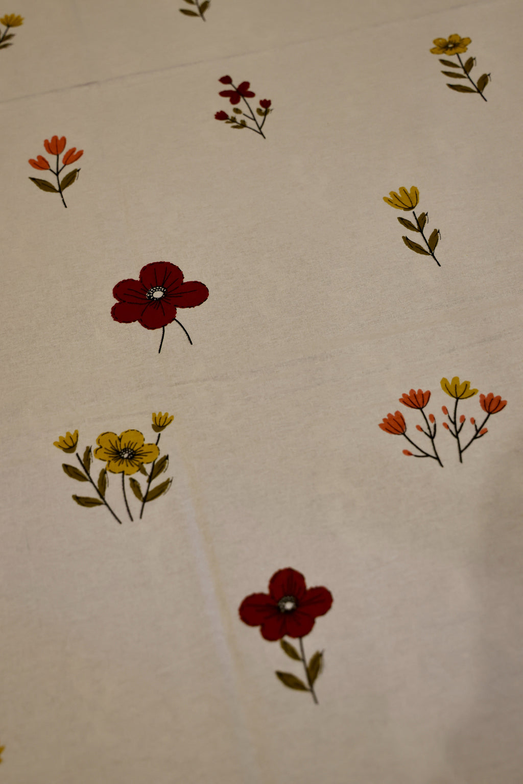 Ditsy Wildflower Sanganeri Print Cotton Bedsheet Red & Yellow Minimalist King Size
