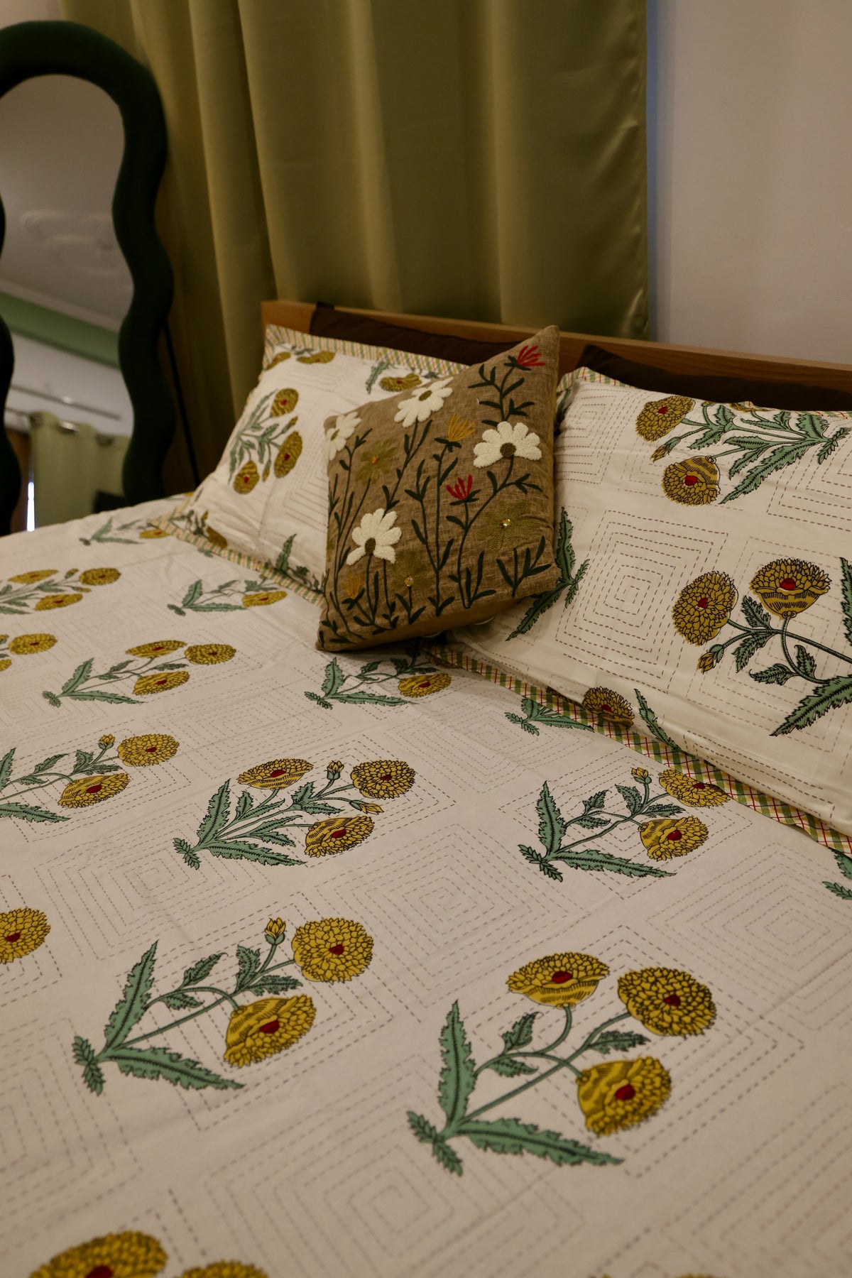 Floral Tree of Life Sanganeri Print Cotton Bedsheet Pink & Green King Size