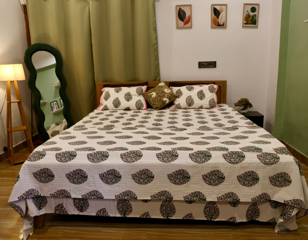 Floral Tree of Life Sanganeri Print Cotton Bedsheet Pink & Green King Size